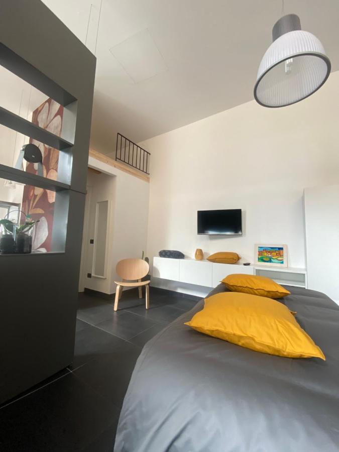 Fashionhouse Bed & Breakfast Специя Екстериор снимка